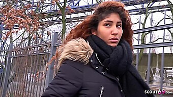 Tysk Gutt Forfører Latina Ebony Tenåring Til Grov Offentlig Pickup Sex