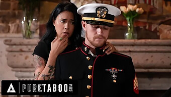 Dana Vespoli, Uma Viúva, Deseja Que Seu Enteado Use O Uniforme Militar De Seu Falecido Marido.