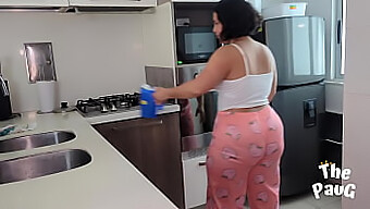 Amateur Cock Meets Colombian Milf In Kitchen