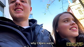 Dovolenkový Vlog Jamie Younga Obsahuje Anální Průzkum S Velkým Penisem