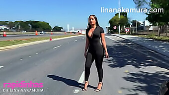 Encuentro Salvaje En La Carretera De Lina Nakamura Con Un Hábil Conductor De Camiones - ¡una Traviesa Asiática Entrega Su Coño En La Carretera!